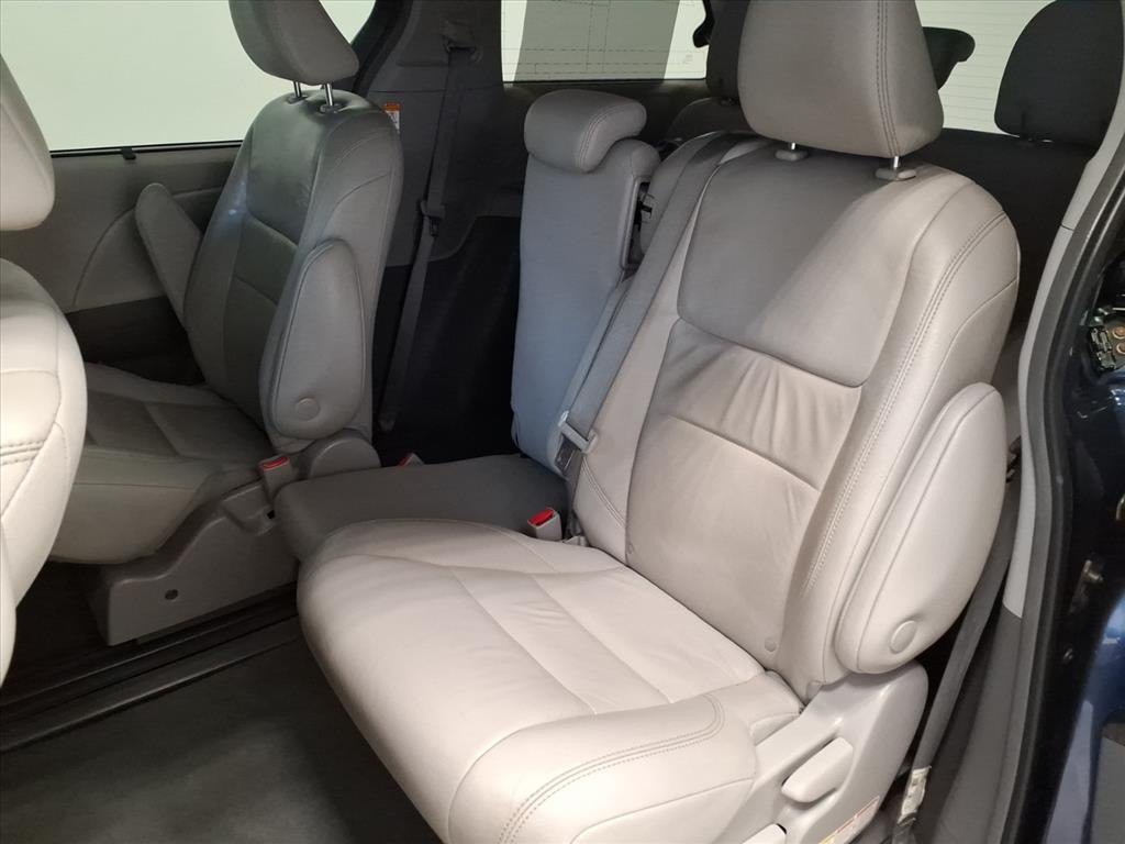 2019 Toyota Sienna Image 18