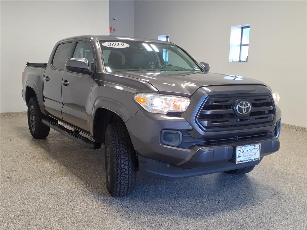 2019 Toyota Tacoma Image 3