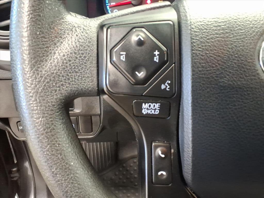 2019 Toyota Tacoma Image 10