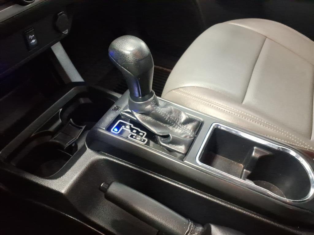 2019 Toyota Tacoma Image 15