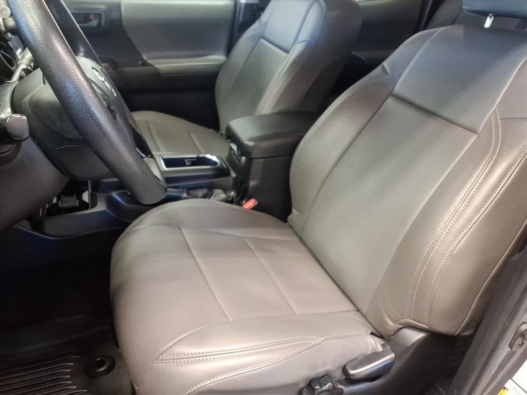 2019 Toyota Tacoma Image 16