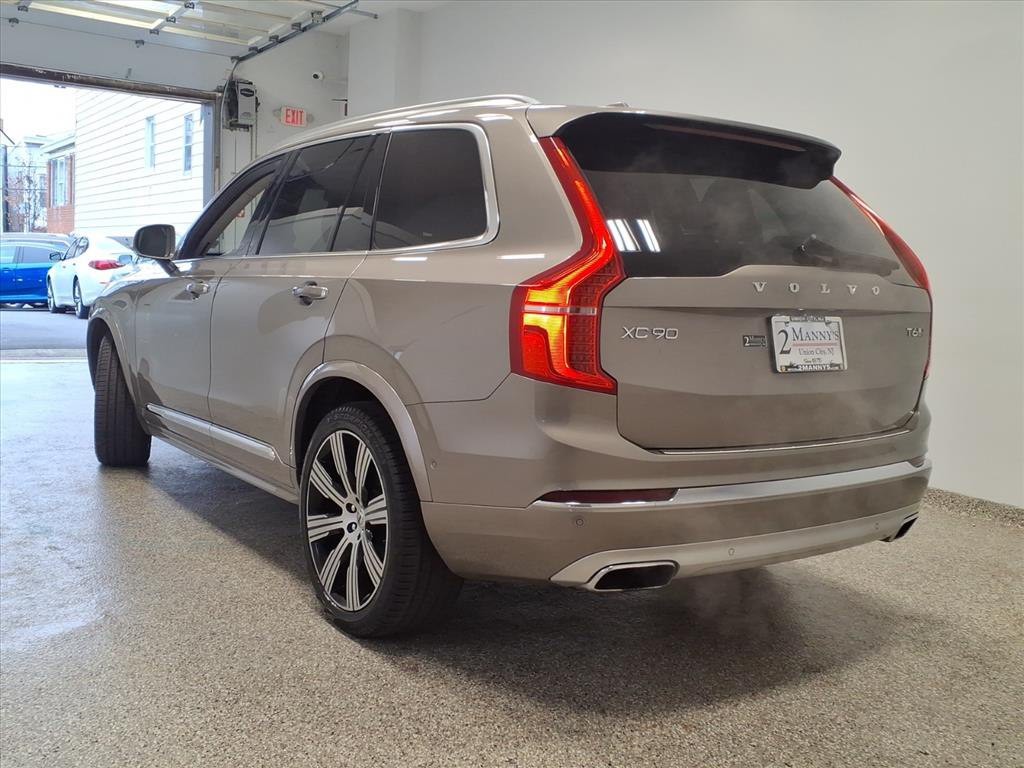2020 Volvo XC90 Image 6