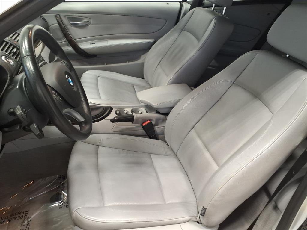 2011 BMW 1 Series Image 16