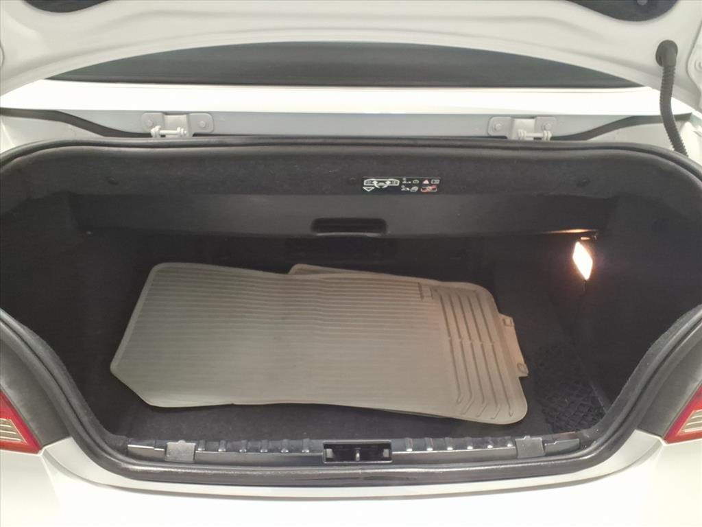 2011 BMW 1 Series Image 21