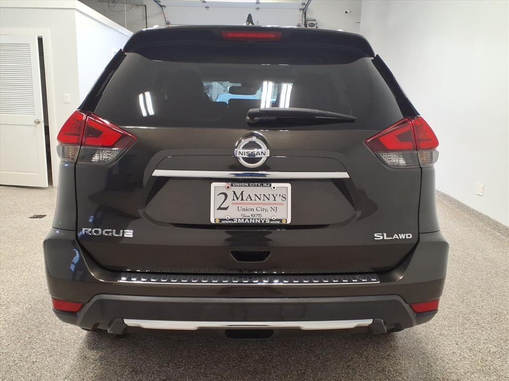 2017 Nissan Rogue Image 5