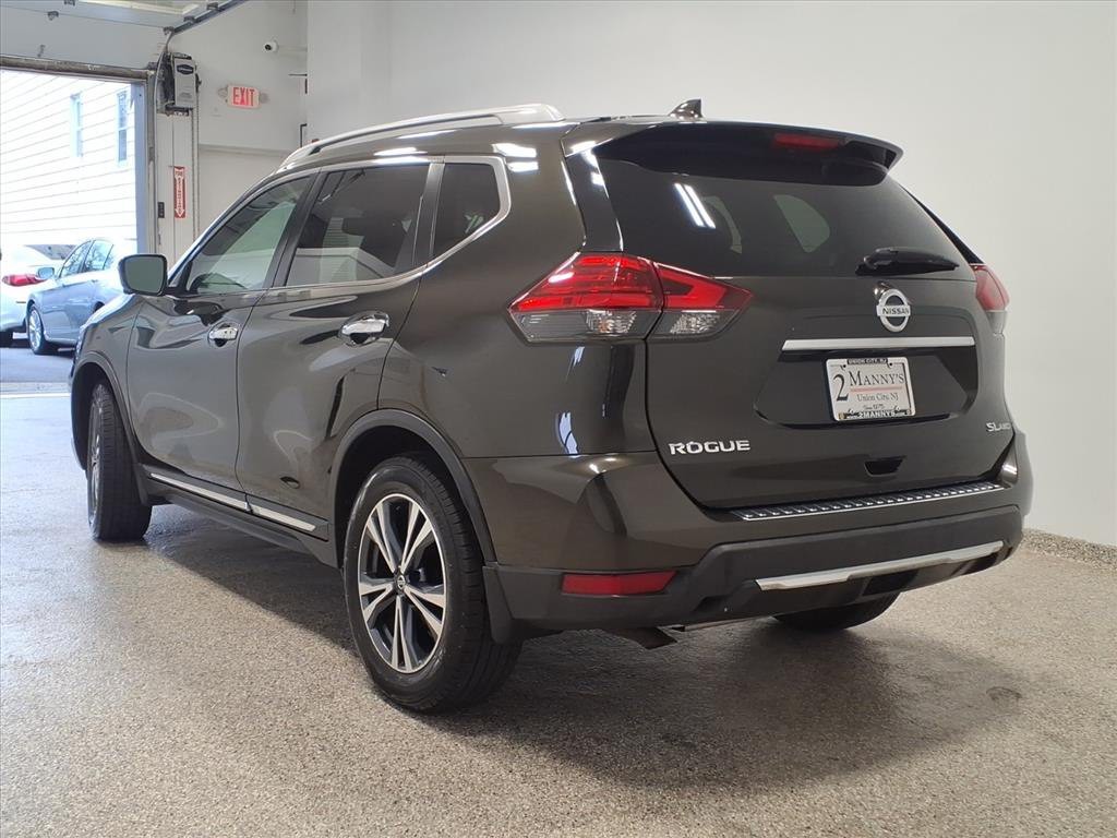 2017 Nissan Rogue Image 6