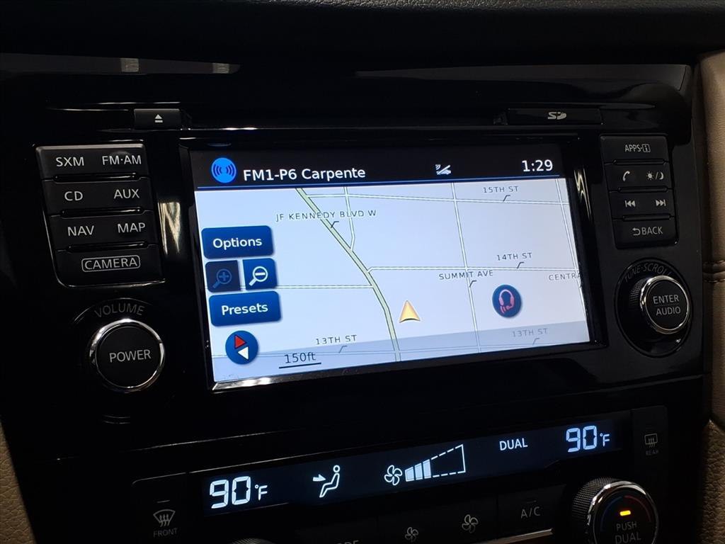 2017 Nissan Rogue Image 14