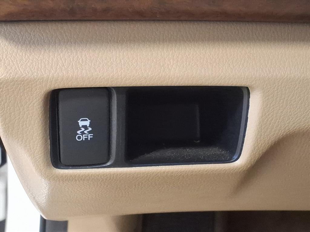 2011 Honda Accord Image 10