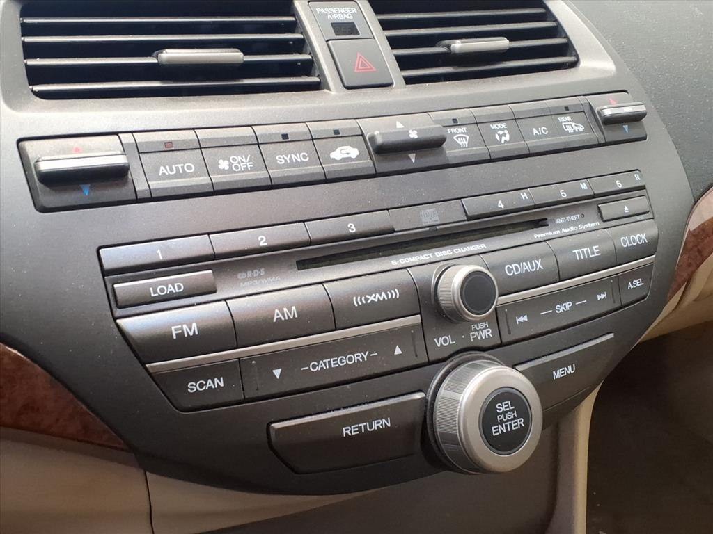 2011 Honda Accord Image 15