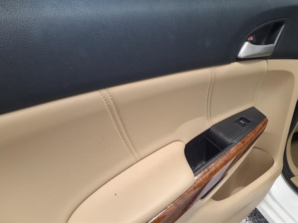 2011 Honda Accord Image 19