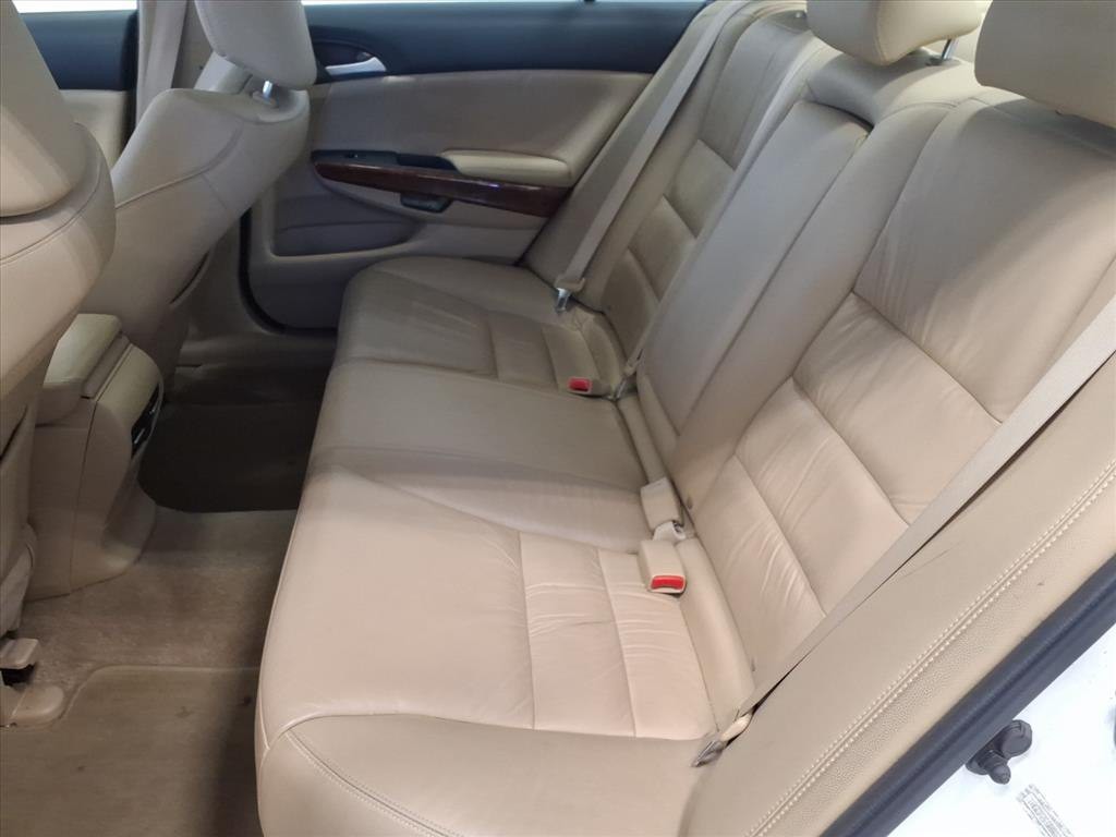 2011 Honda Accord Image 20