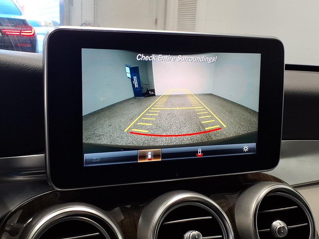 2017 Mercedes-Benz C-Class Image 13