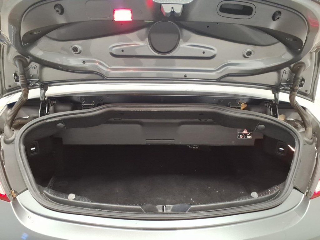 2017 Mercedes-Benz C-Class Image 22