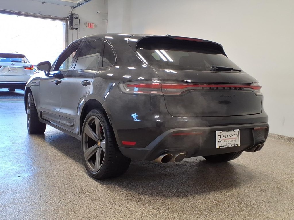 2022 Porsche Macan Image 6