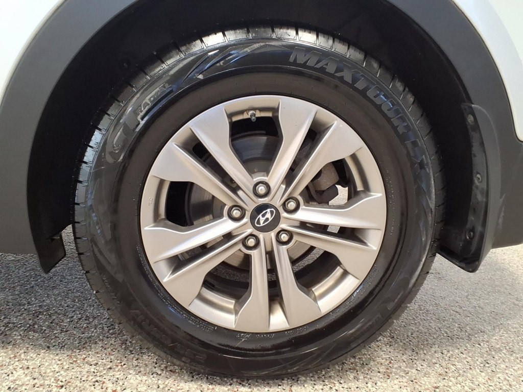 2016 Hyundai Santa Fe Sport Image 7