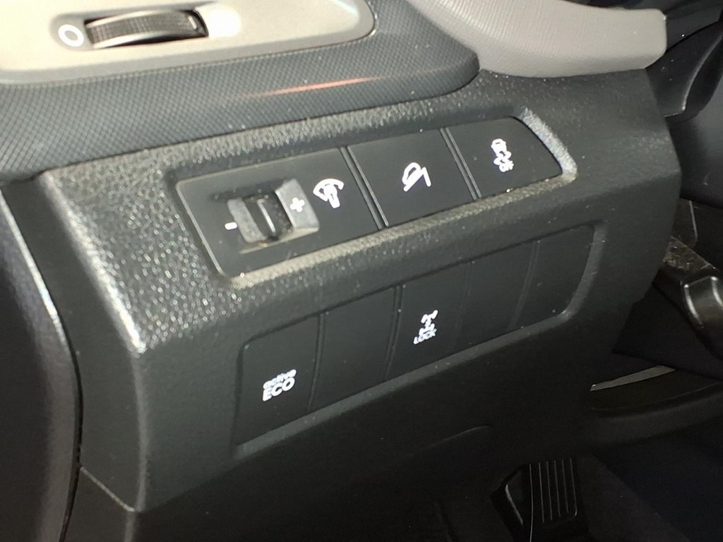 2016 Hyundai Santa Fe Sport Image 9