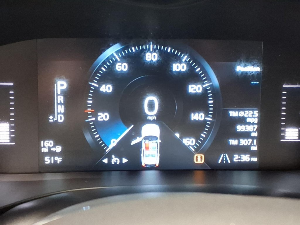 2019 Volvo XC60 Image 11