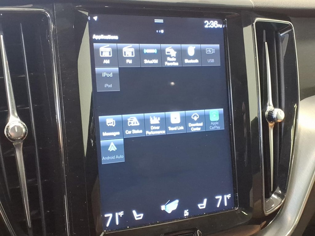 2019 Volvo XC60 Image 15