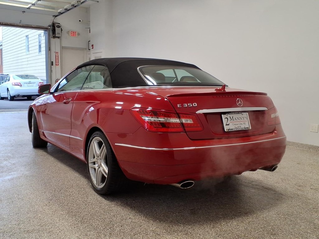 2011 Mercedes-Benz E-Class Image 5