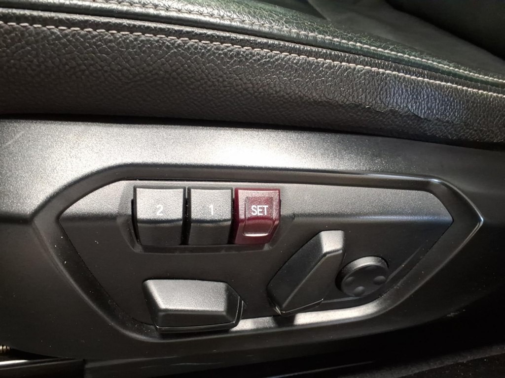 2017 BMW X3 Image 19