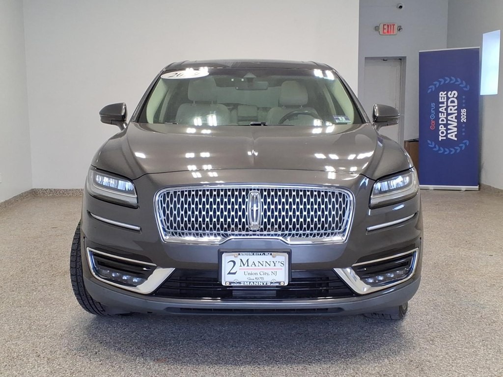 2019 Lincoln Nautilus Image 2