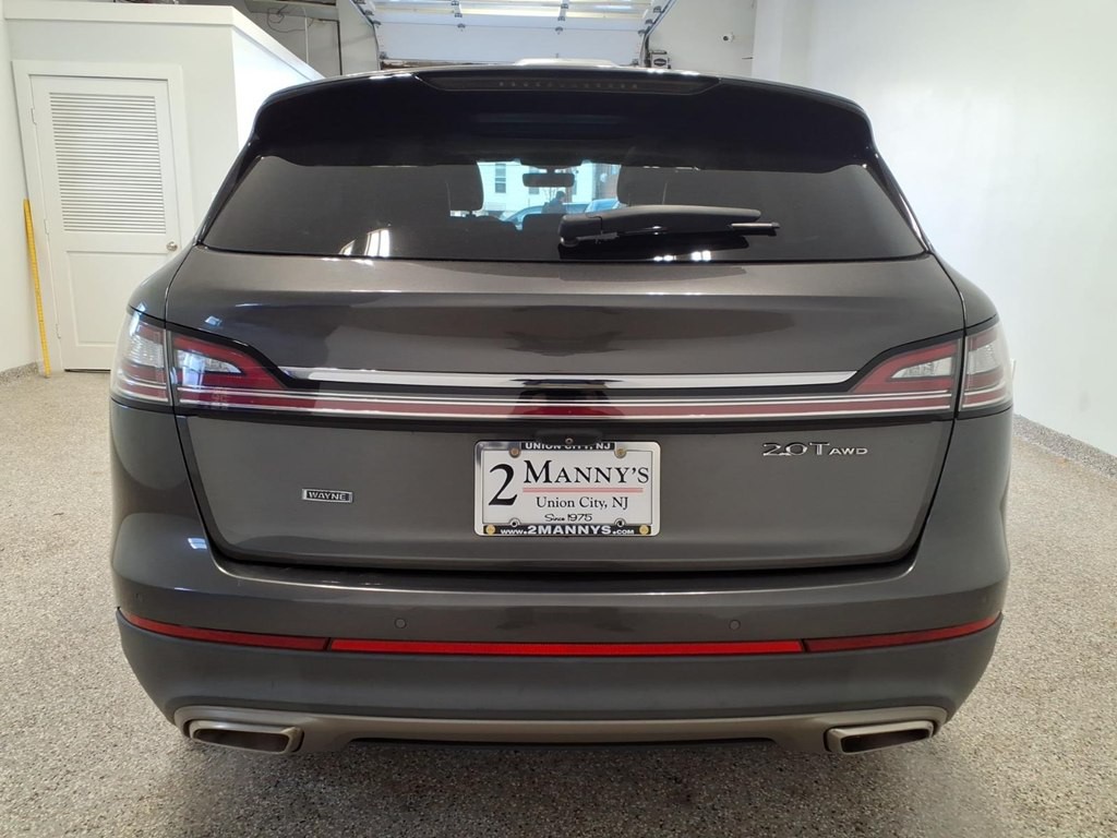 2019 Lincoln Nautilus Image 5