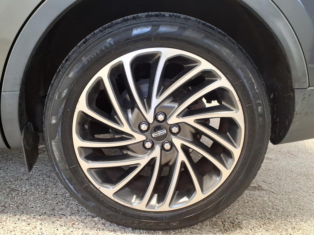 2019 Lincoln Nautilus Image 7