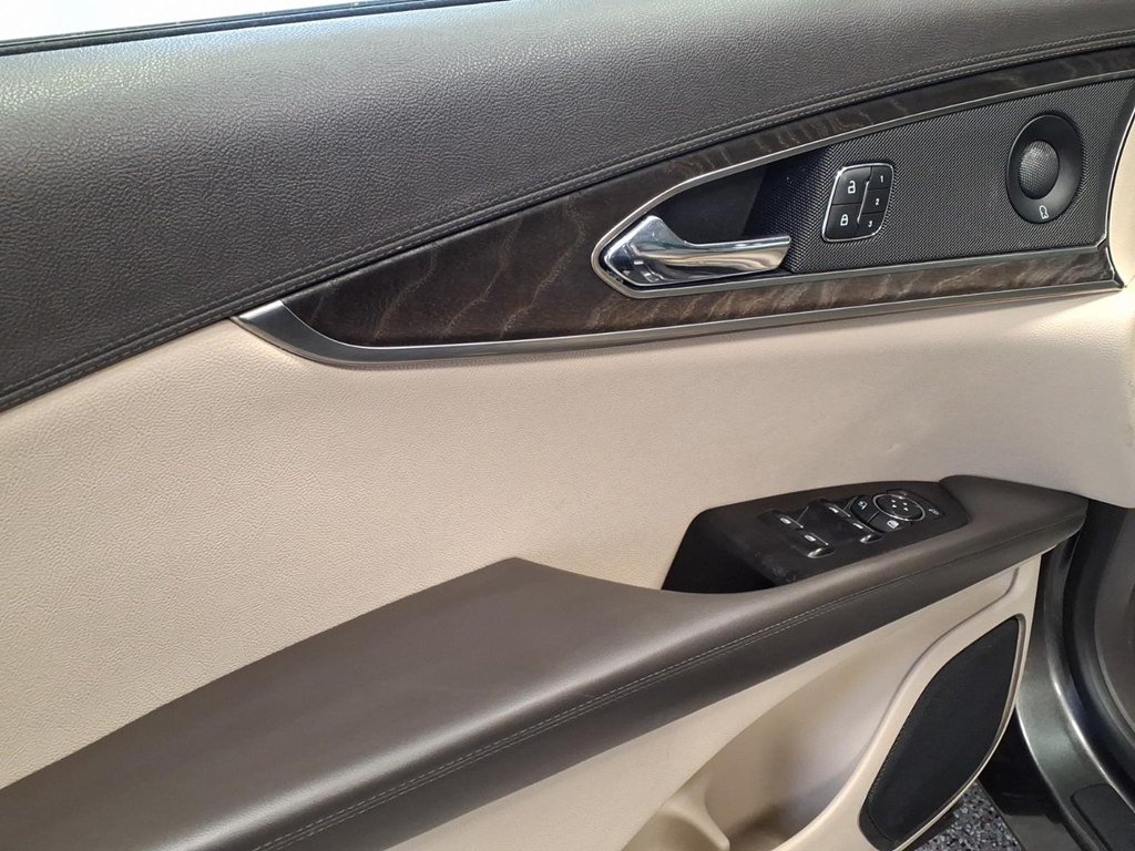 2019 Lincoln Nautilus Image 8