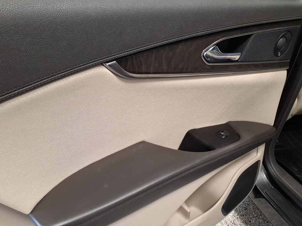 2019 Lincoln Nautilus Image 18