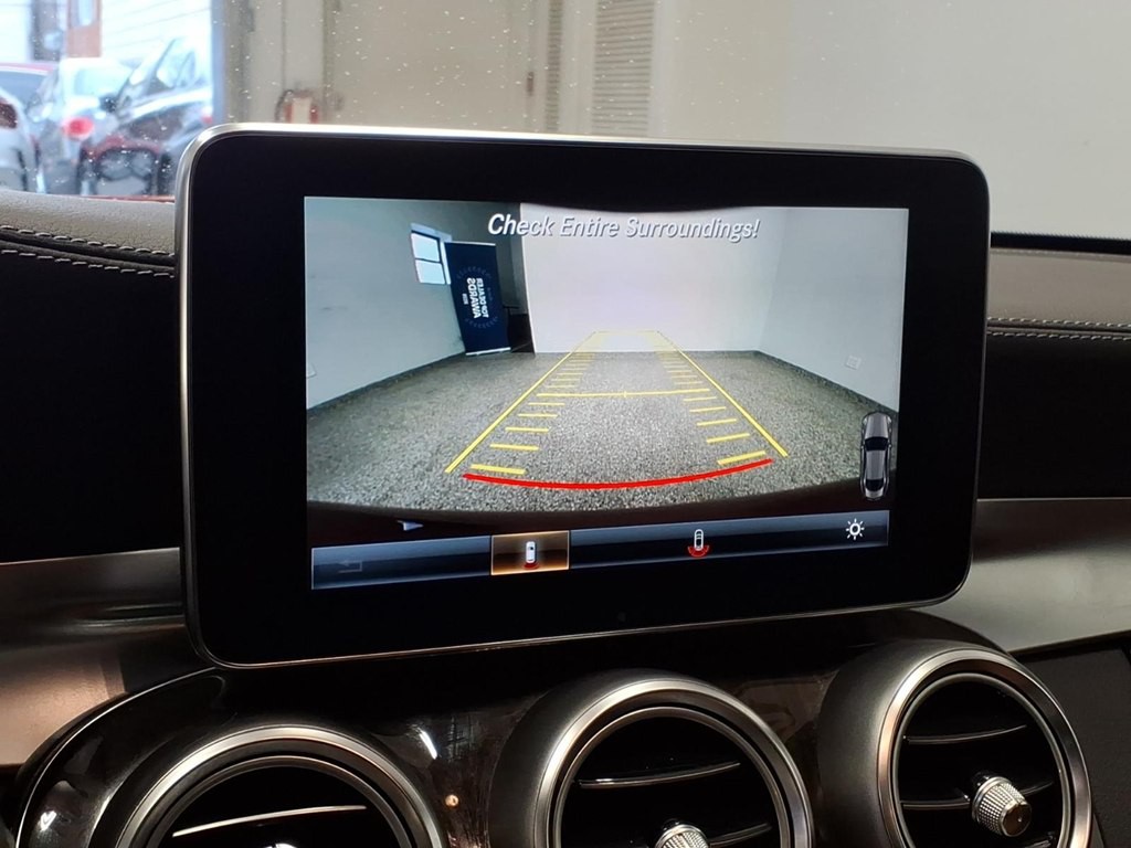 2017 Mercedes-Benz C-Class Image 14