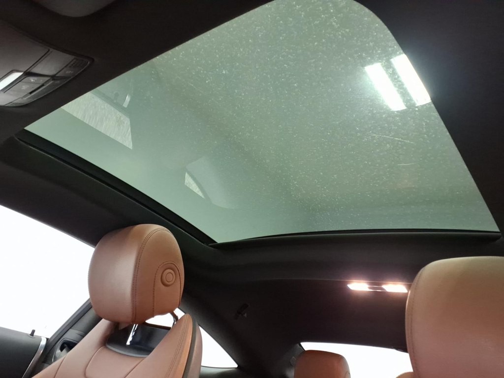 2017 Mercedes-Benz C-Class Image 21