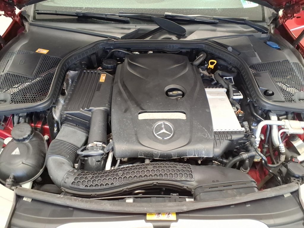 2017 Mercedes-Benz C-Class Image 22