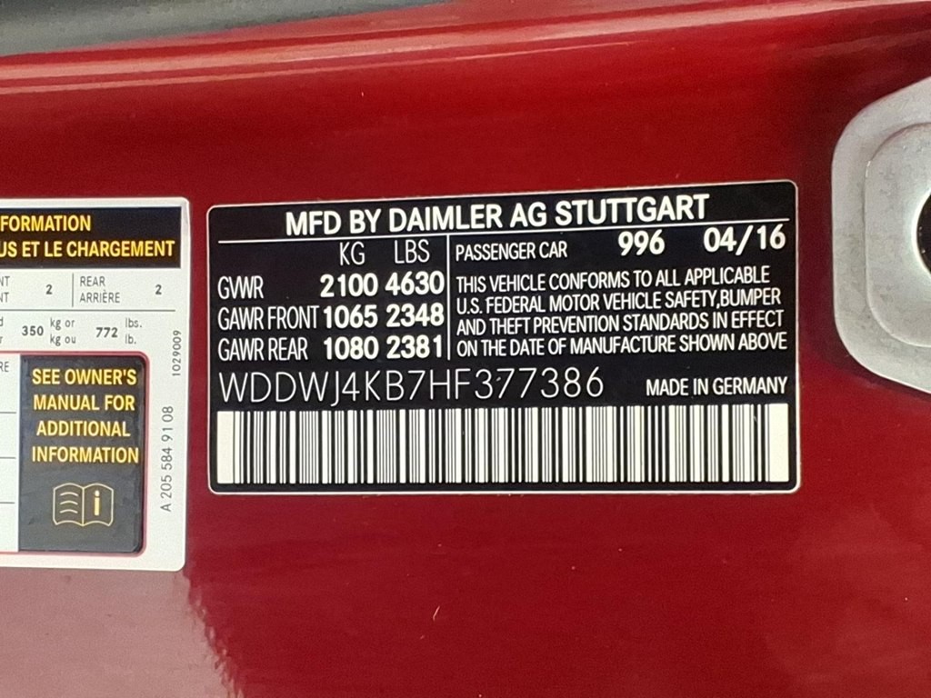 2017 Mercedes-Benz C-Class Image 23