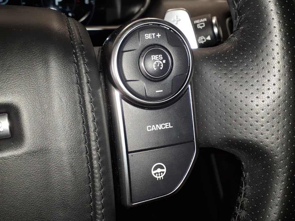 2017 Land Rover Range Rover Sport Image 12