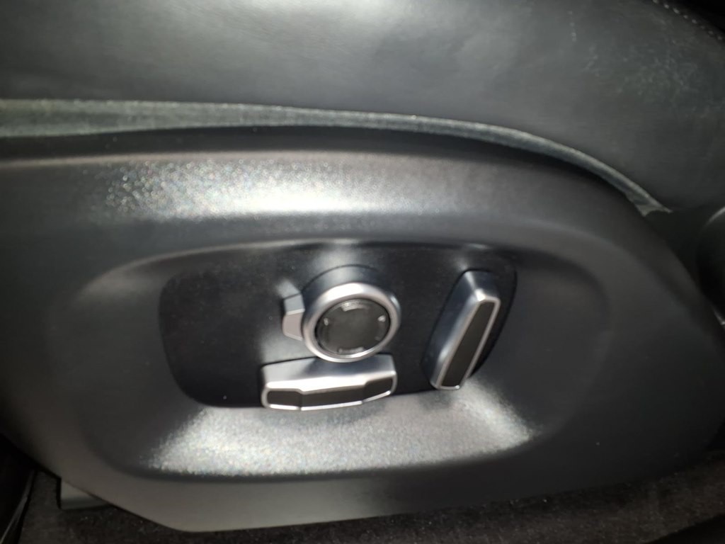 2017 Land Rover Range Rover Sport Image 19