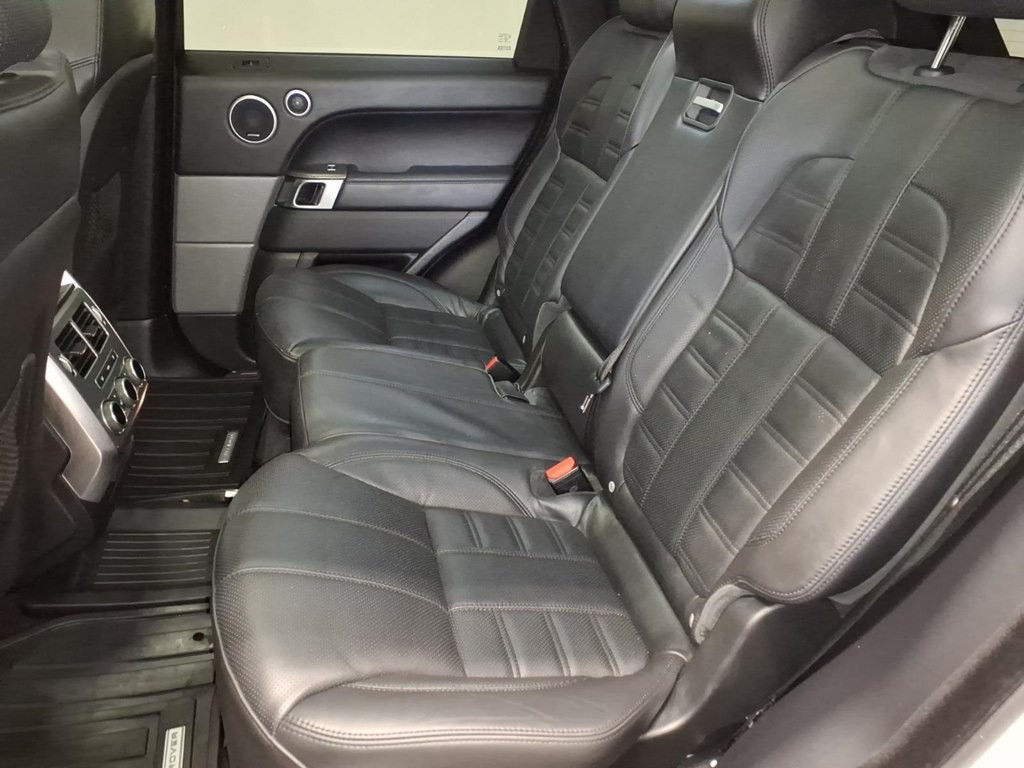 2017 Land Rover Range Rover Sport Image 21