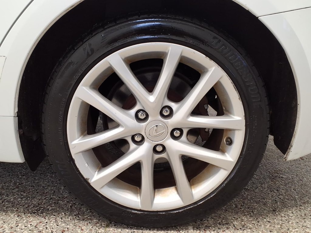 2013 Lexus IS 250 Image 7