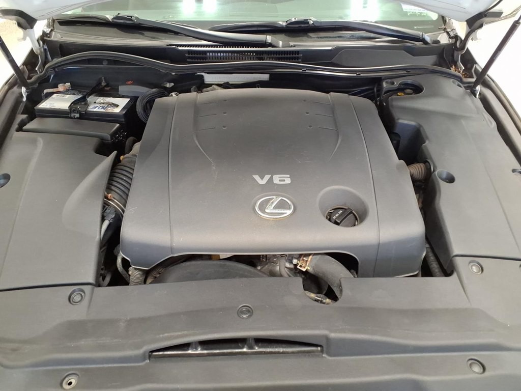 2013 Lexus IS 250 Image 22