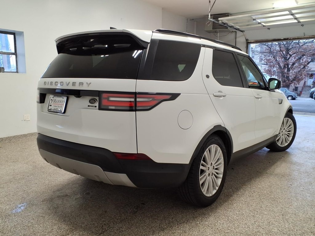 2019 Land Rover Discovery Image 4