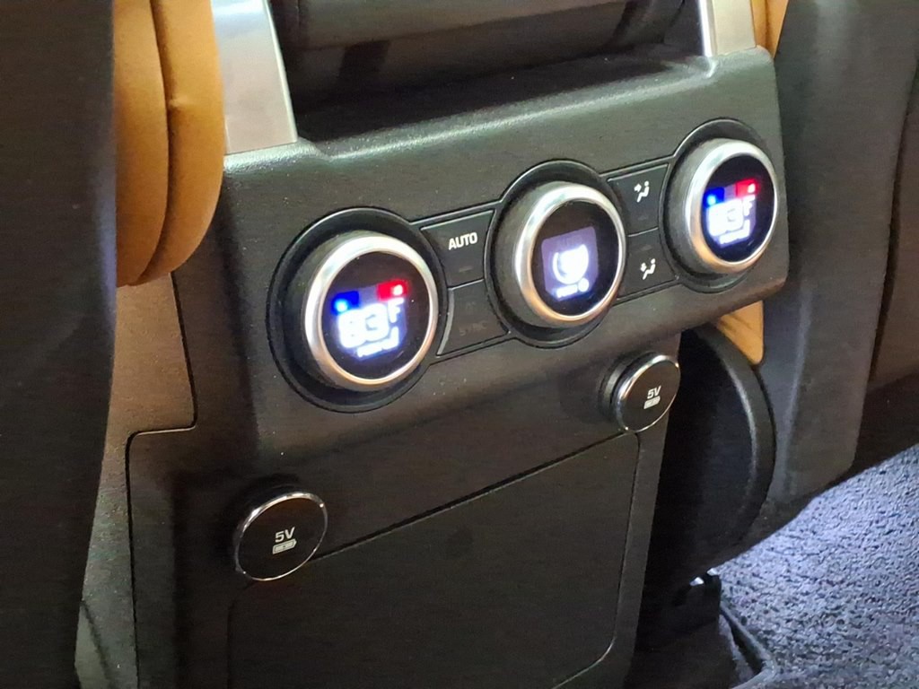 2019 Land Rover Discovery Image 22