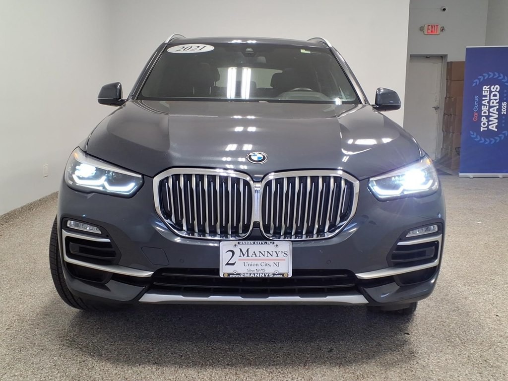 2021 BMW X5 Image 2