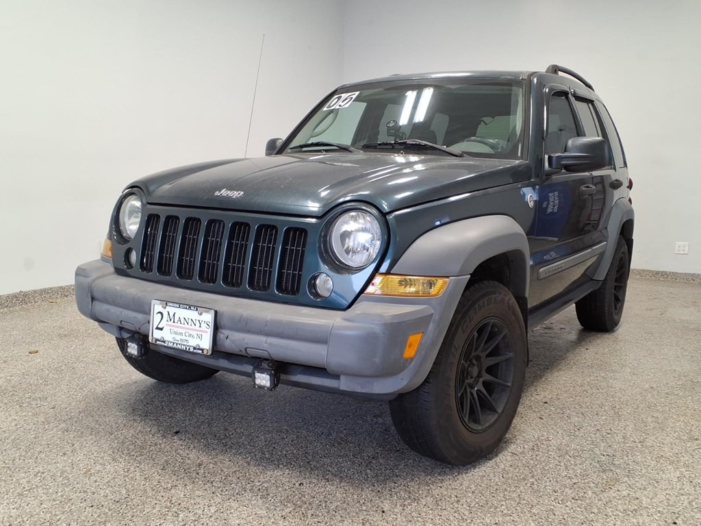 2005 Jeep Liberty Image 1