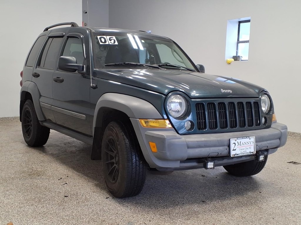2005 Jeep Liberty Image 3