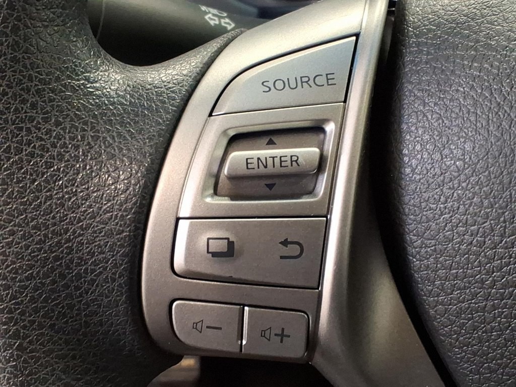 2015 Nissan Altima Image 11