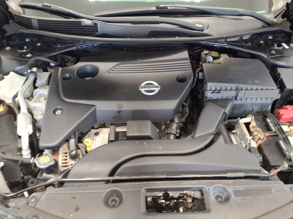 2015 Nissan Altima Image 20