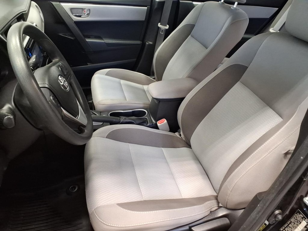 2018 Toyota Corolla Image 17