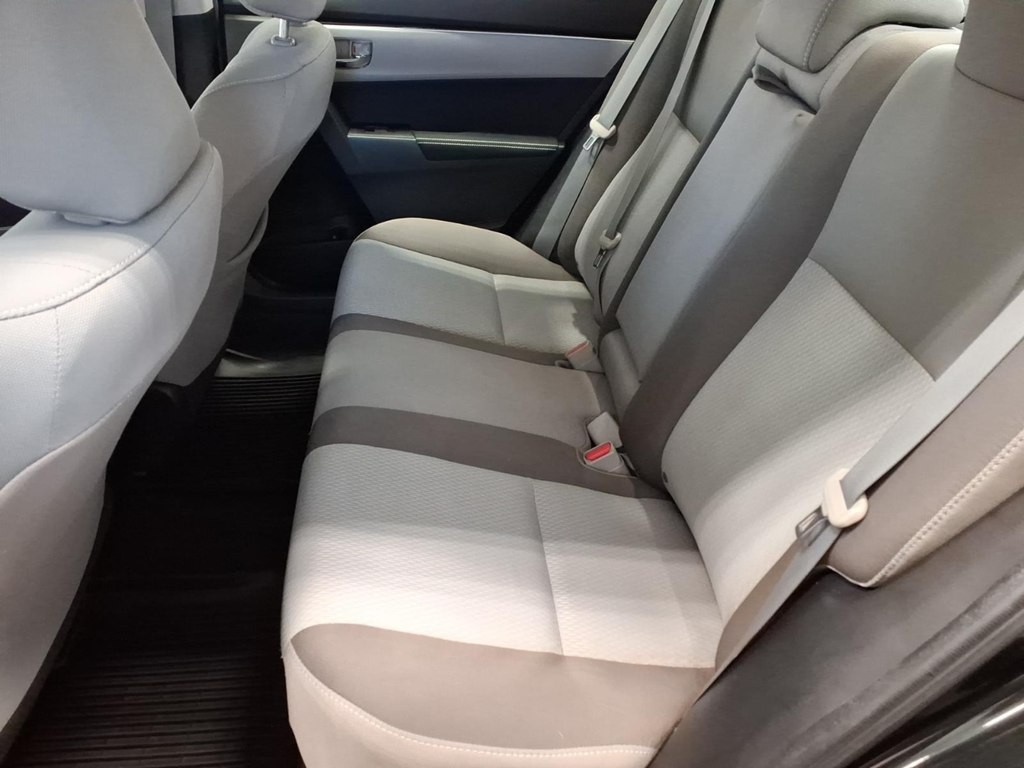 2018 Toyota Corolla Image 19