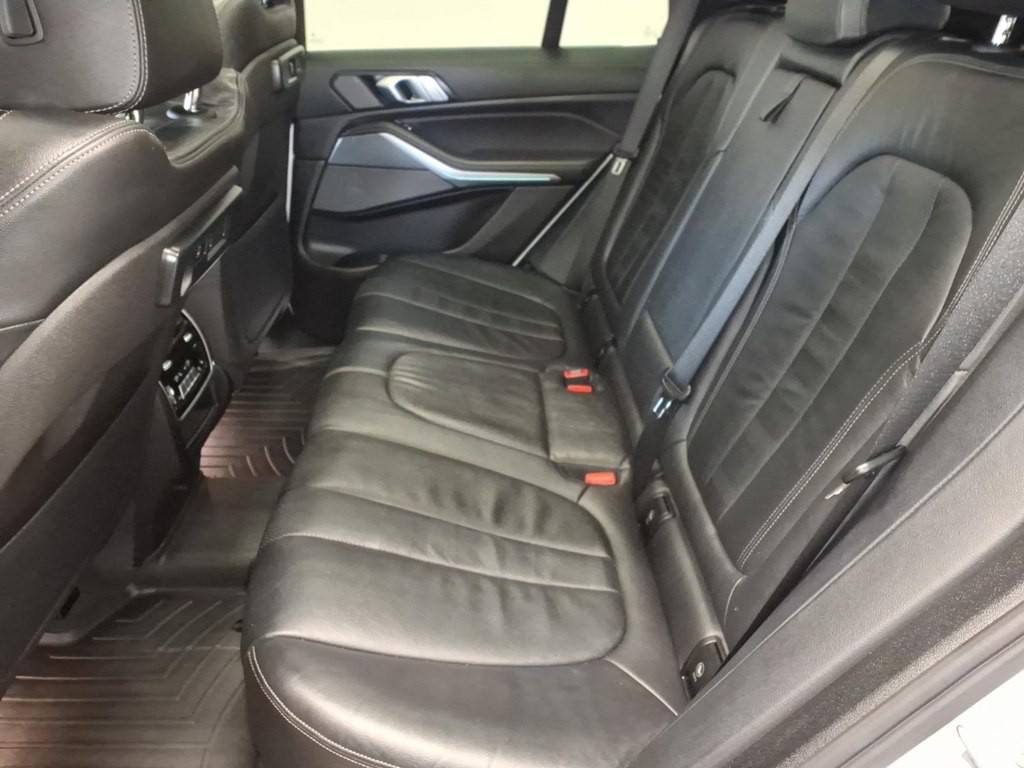 2020 BMW X5 Image 22