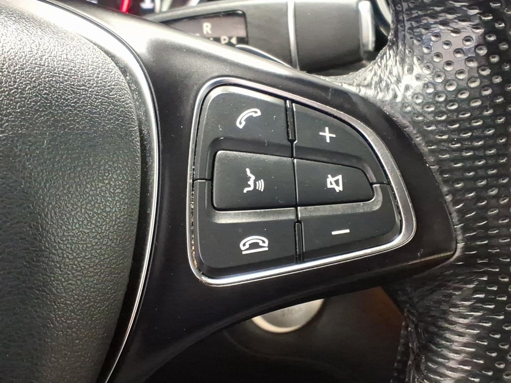 2019 Mercedes-Benz GLE-Class Image 12