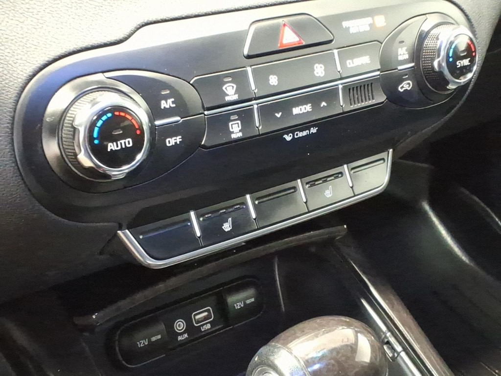 2017 Kia Sorento Image 15